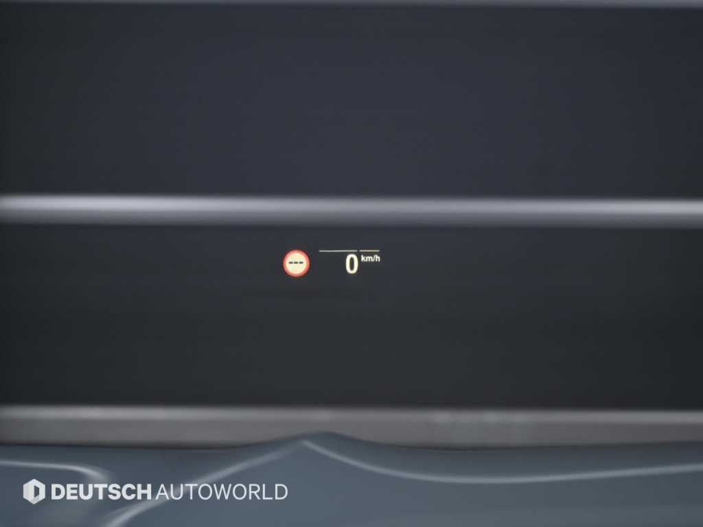 BMW X4 — photo 17