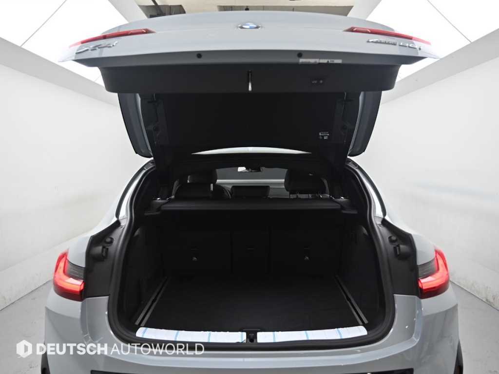 BMW X4 — photo 19