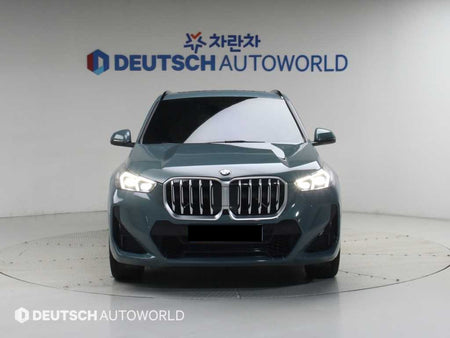 BMW X1 — photo 03