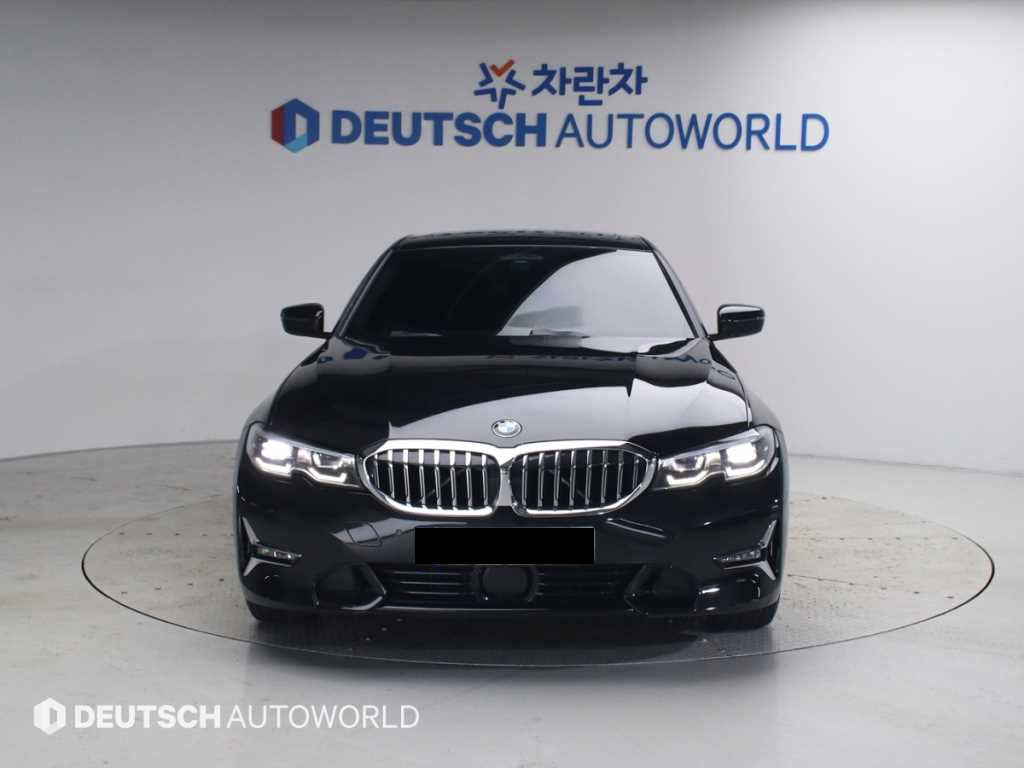 BMW 3-Series — photo 03