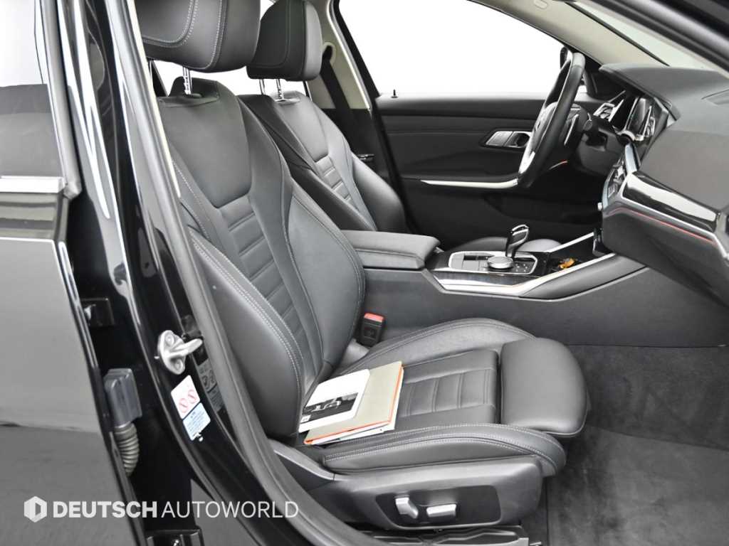 BMW 3-Series — photo 10