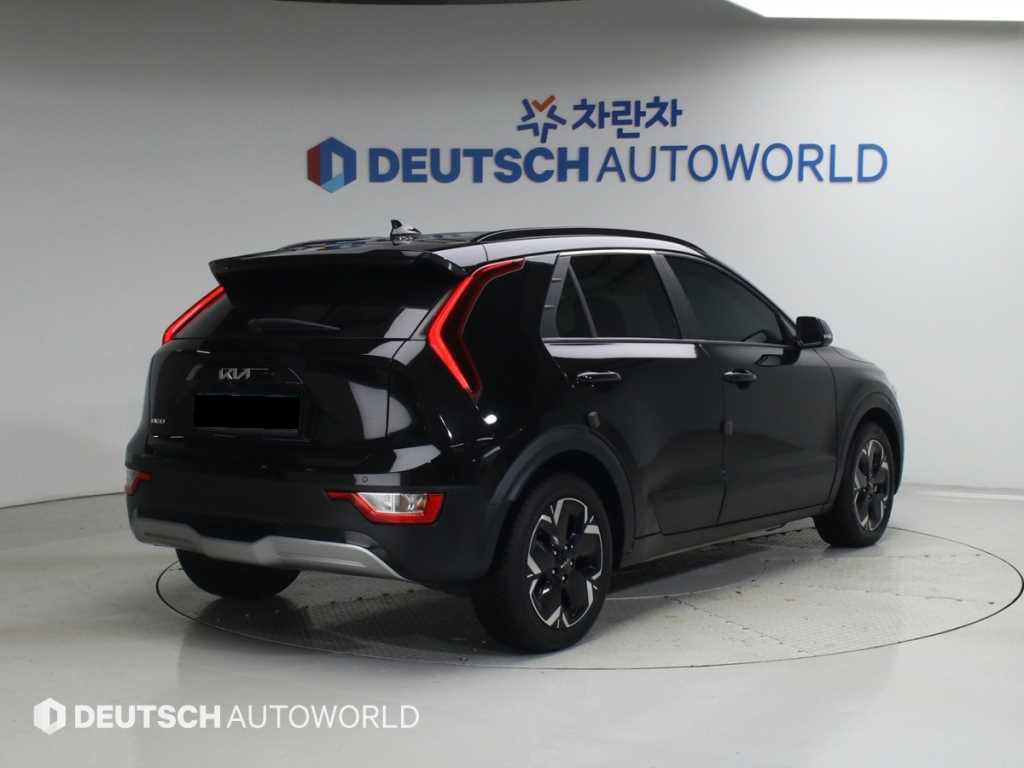 Kia Niro — photo 02
