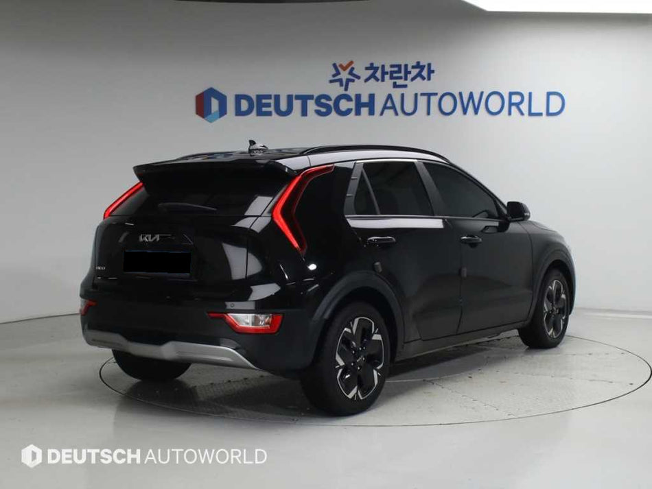 Kia Niro — photo 02