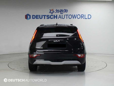 Kia Niro — photo 04