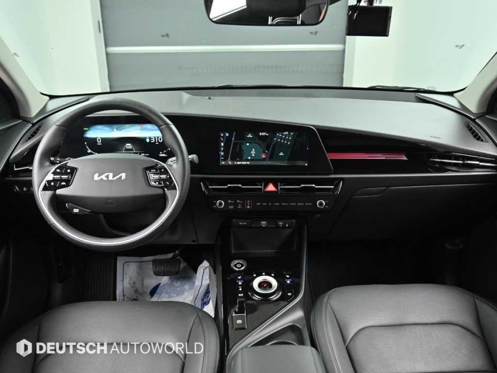 Kia Niro — photo 07