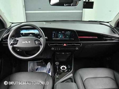 Kia Niro — photo 07