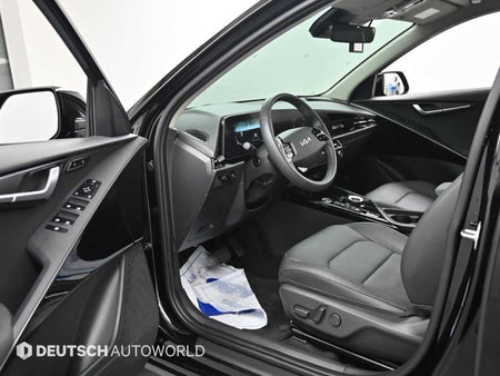 Kia Niro — photo 11