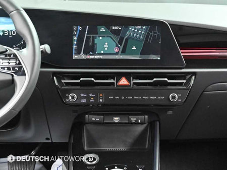 Kia Niro — photo 14