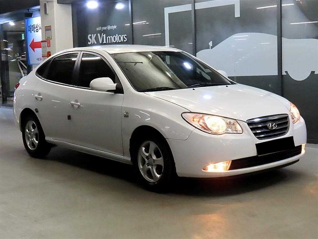 Hyundai Avante — photo 01
