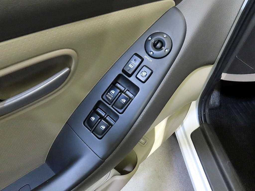 Hyundai Avante — photo 13