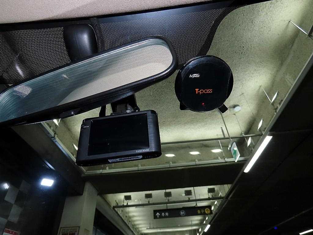 Hyundai Avante — photo 15