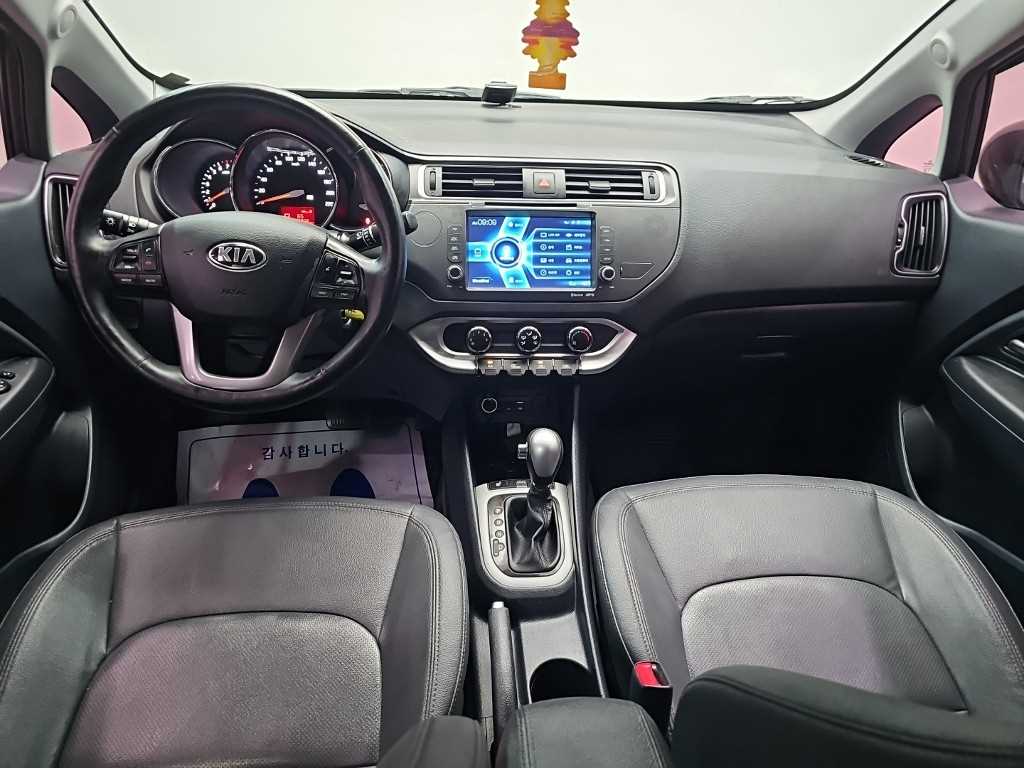 Kia pride — photo 07