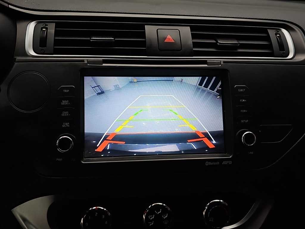 Kia pride — photo 14