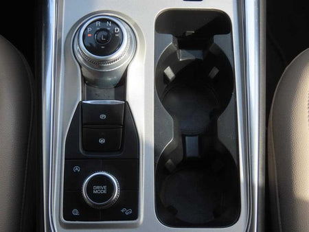 Ford Explorer — photo 13