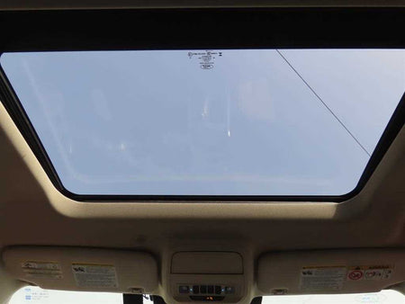 Ford Explorer — photo 18