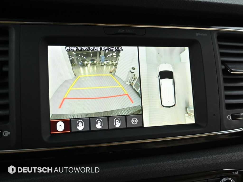 Kia Carnival — photo 15