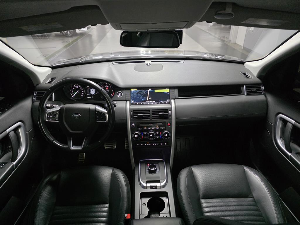 Land Rover Discovery Sport — photo 05