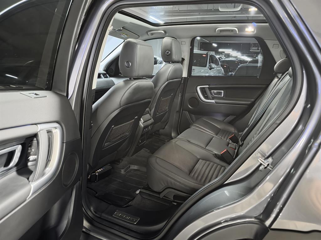 Land Rover Discovery Sport — photo 08