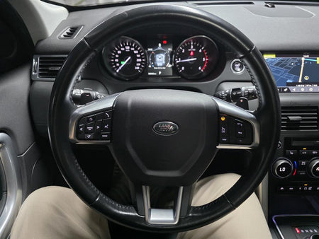 Land Rover Discovery Sport — photo 09