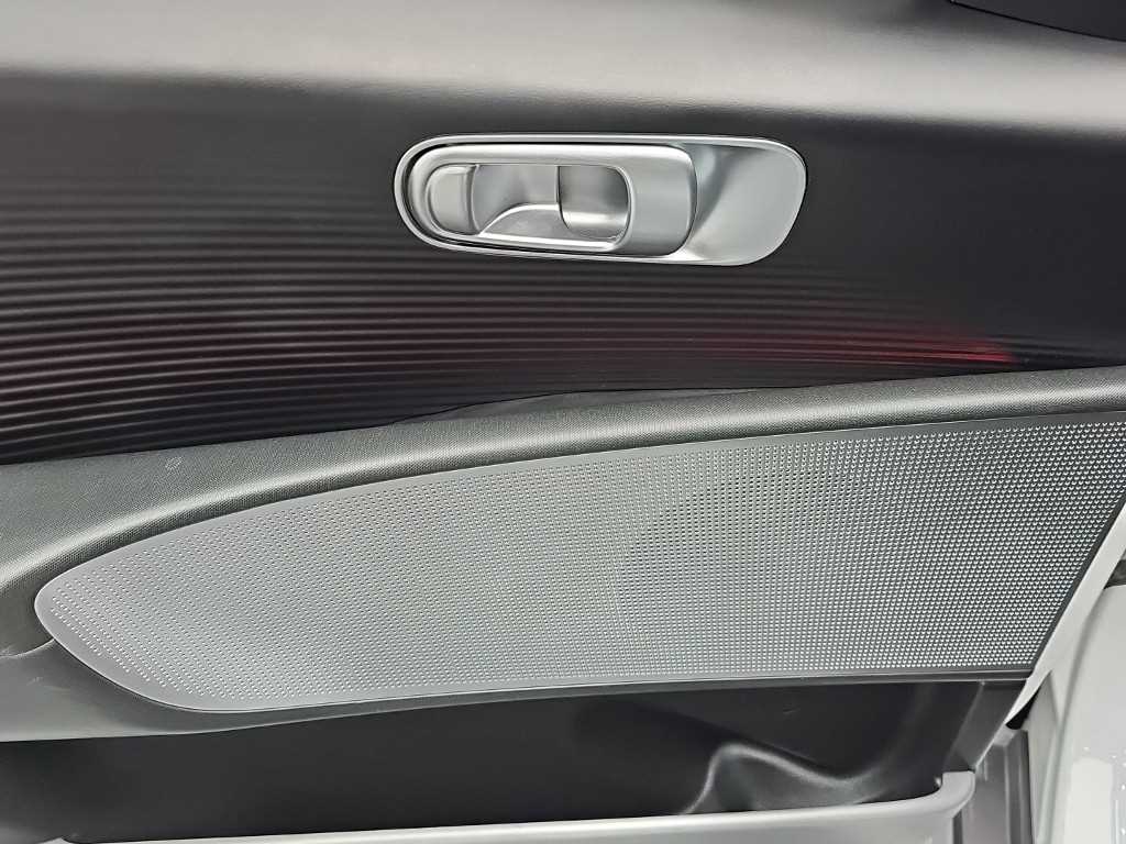 Hyundai Ioniq6 — photo 15