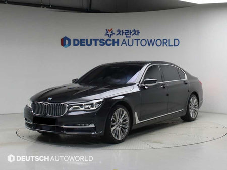 BMW 7-Series — photo 01