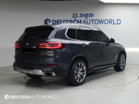 BMW X5 — photo 02