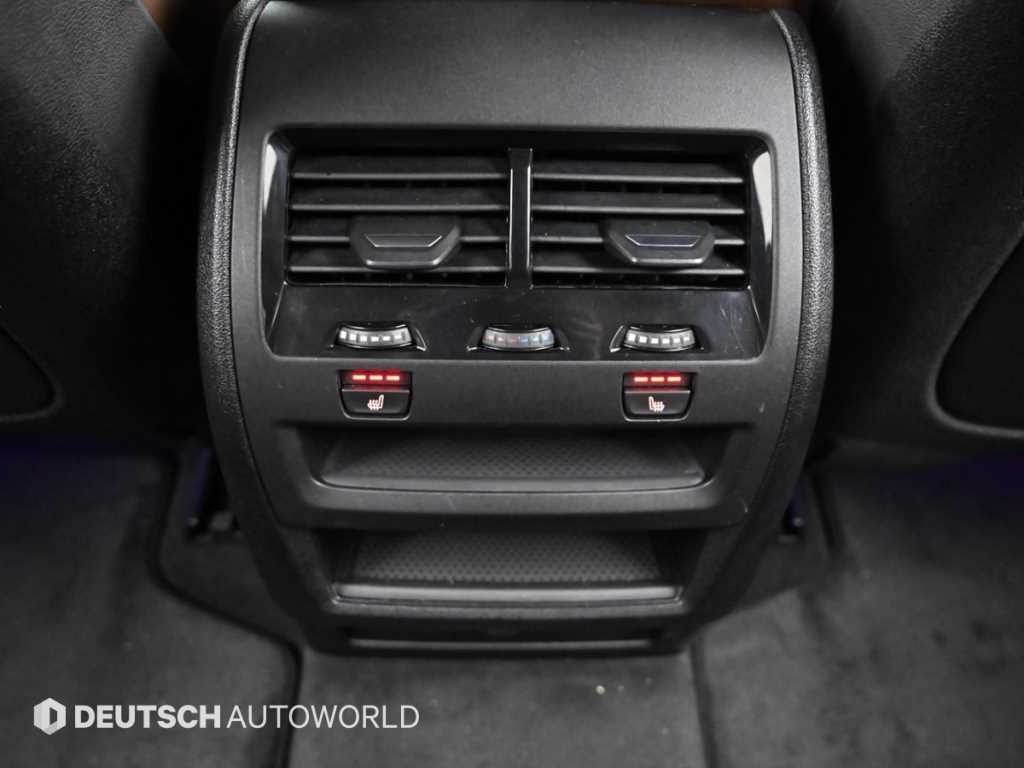 BMW X5 — photo 16
