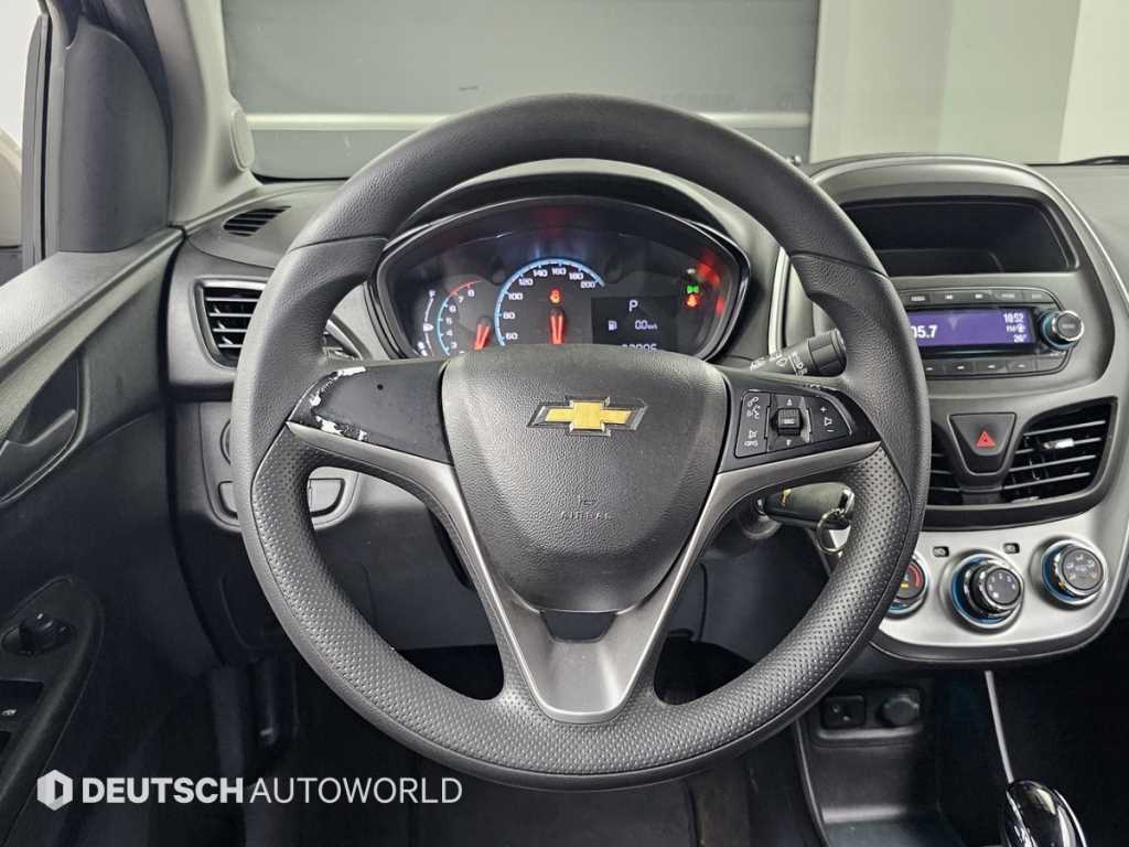 CHEVROLET Spark — photo 13