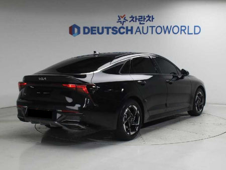 Kia K5 — photo 02