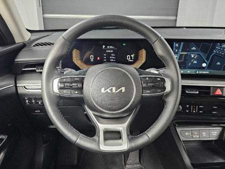 Kia K5 — photo 13