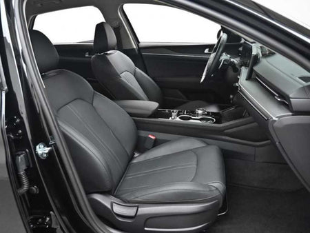 Kia K5 — photo 10