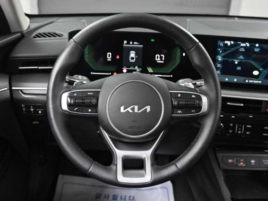 Kia K5 — photo 13