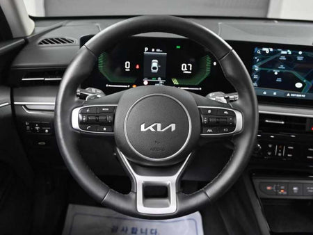 Kia K5 — photo 13
