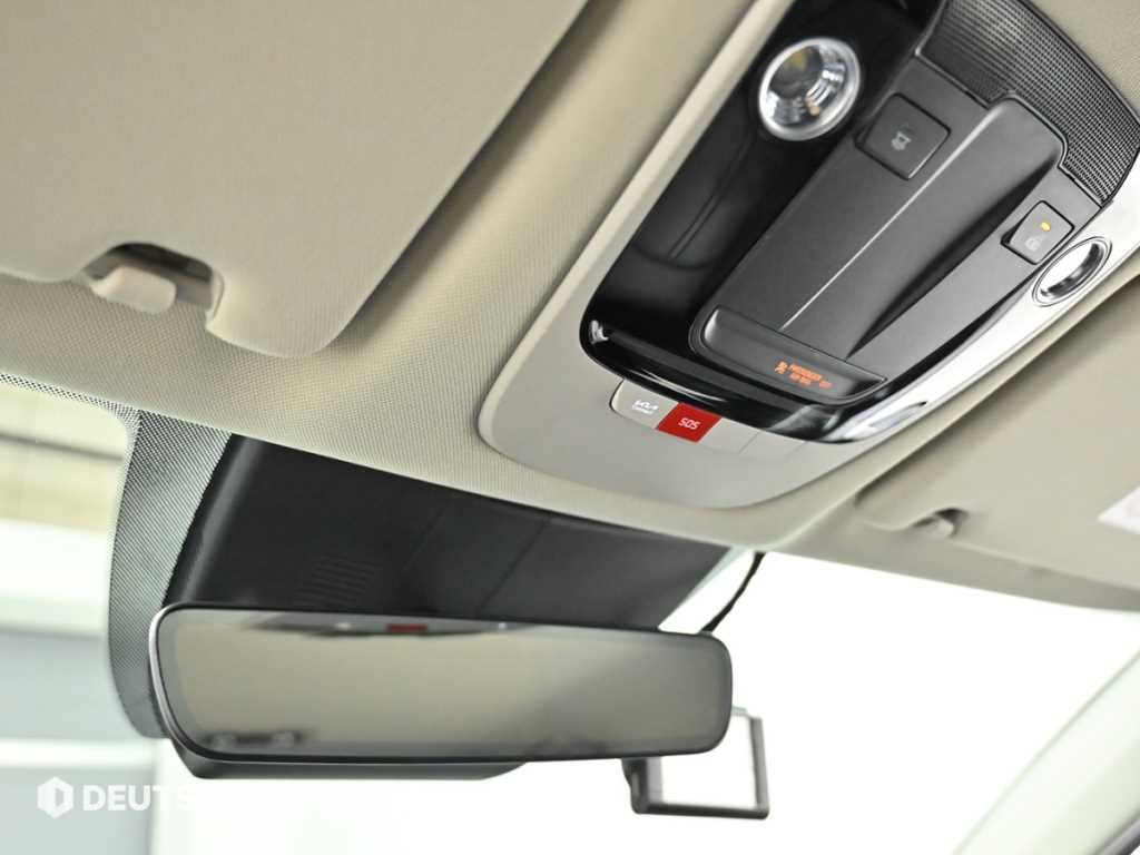 Kia K5 — photo 18