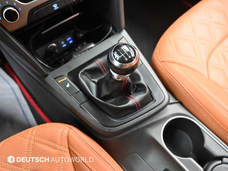 Hyundai Avante — photo 09