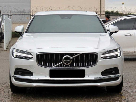 Volvo S90 — photo 01