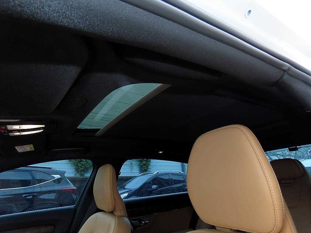 Volvo S90 — photo 18