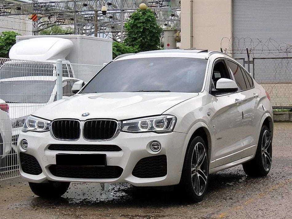 BMW X4 — photo 02