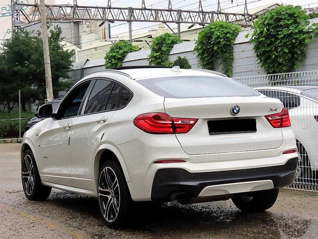 BMW X4 — photo 03