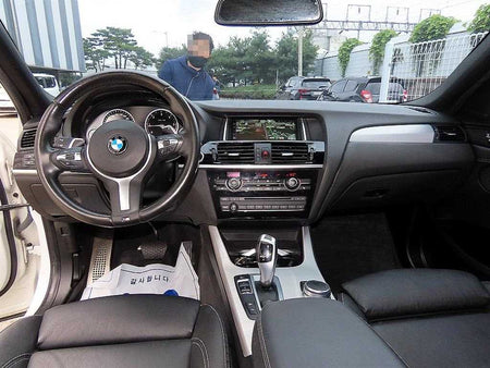 BMW X4 — photo 07