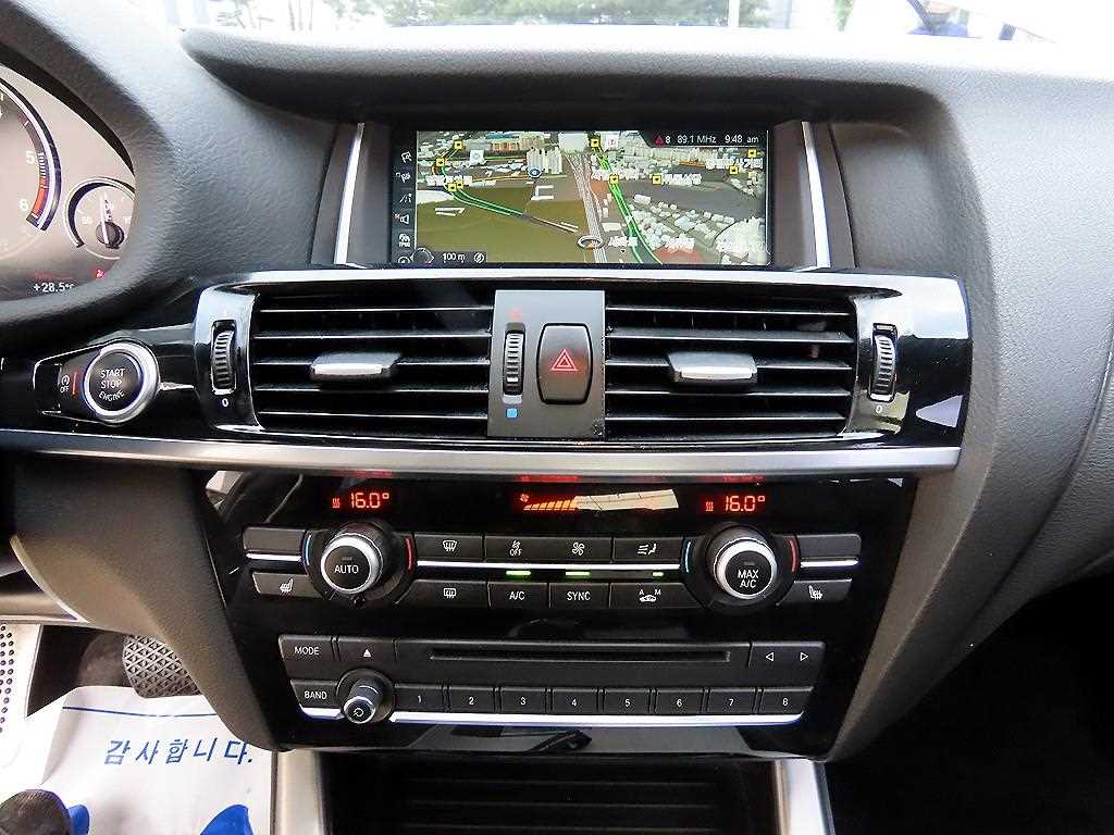 BMW X4 — photo 12