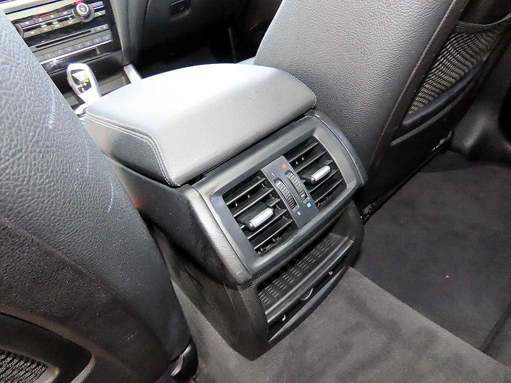 BMW X4 — photo 14