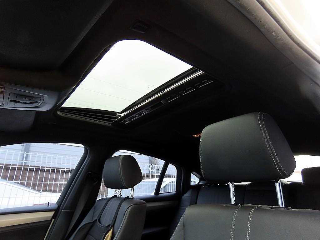 BMW X4 — photo 16