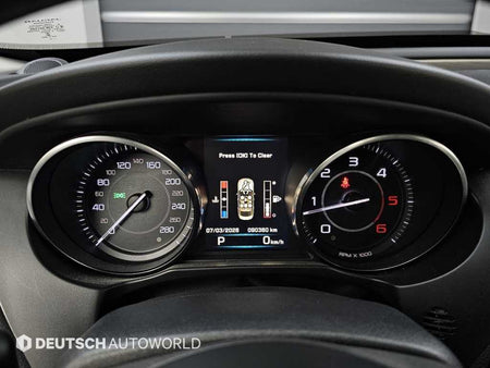 Jaguar XE — photo 08
