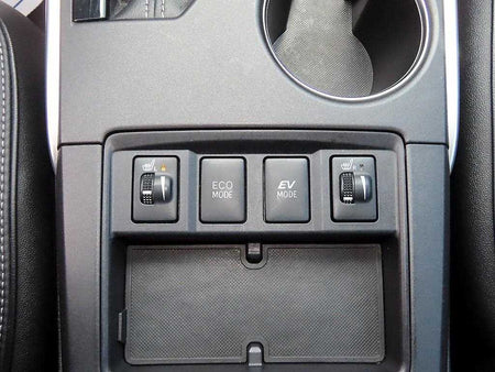 Toyota Camry — photo 13