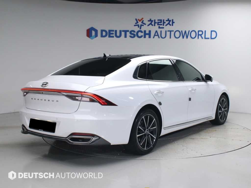 Hyundai Grandeur — photo 02