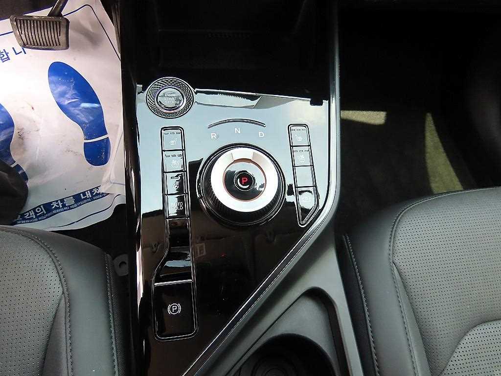 Kia Niro — photo 10