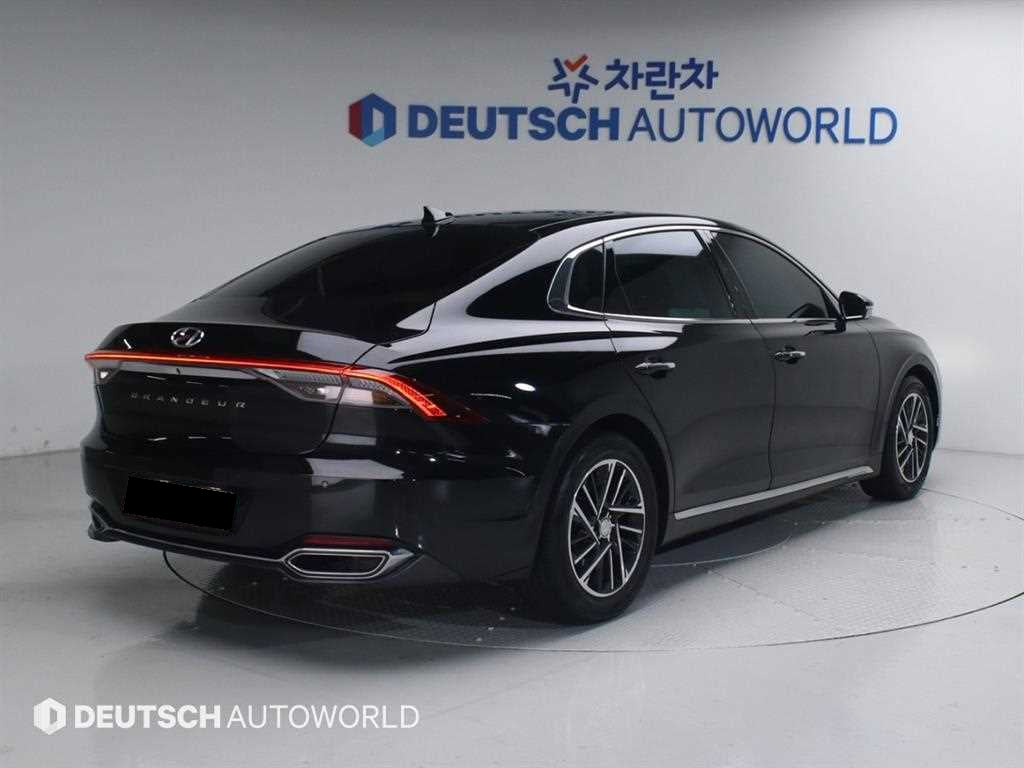 Hyundai Grandeur — photo 02