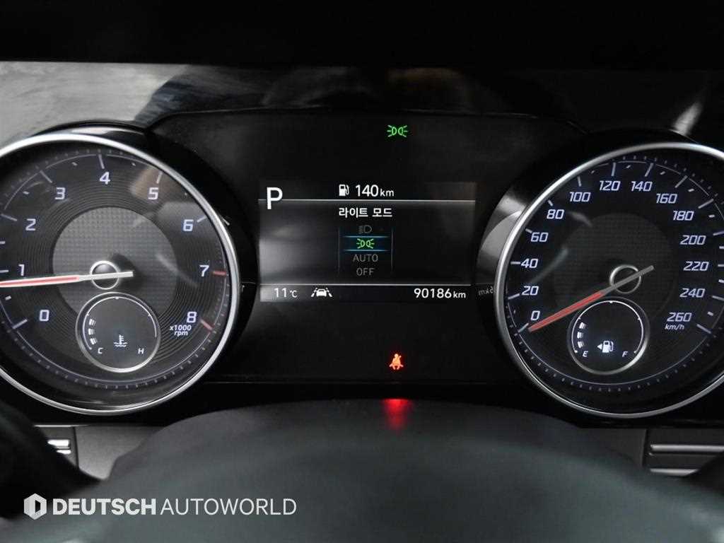 Hyundai Grandeur — photo 08