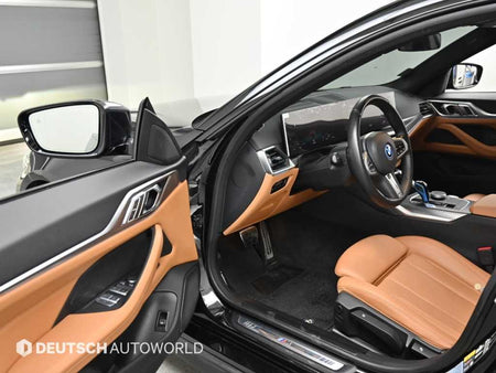 BMW i4 — photo 11